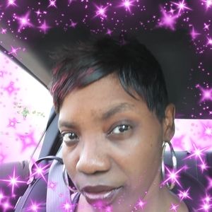 Meet your Posher, Daphne